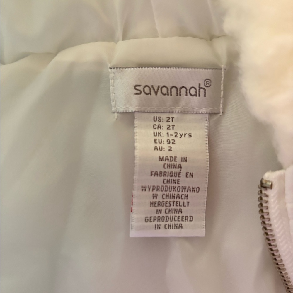 Savannah White Fleece Faux Fur Lined Zipper Bow Vest 2T - Picture 2 of 5